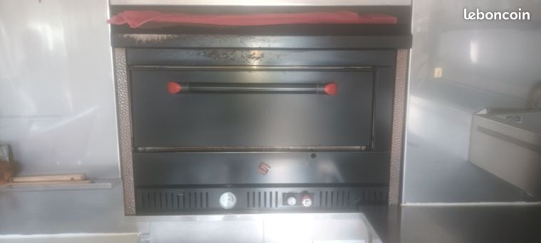 Matériel professionnel pour pizza