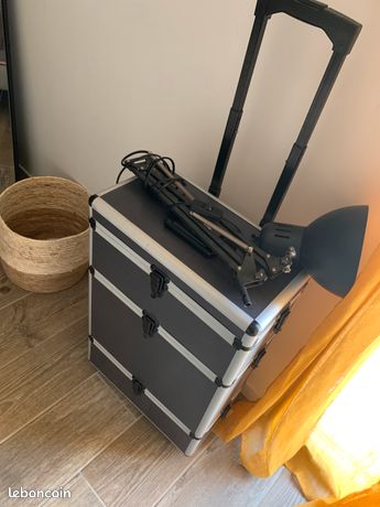 Matériel prothésiste ongulaire