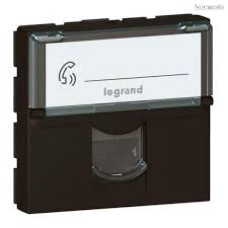 Mécanisme RJ45 catégorie 6A STP Noir Mosaic Legrand 079176L