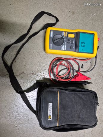 Megohmmetre C.A 6523