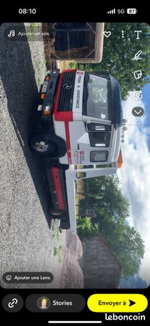 Mercedes 817 dépanneuse