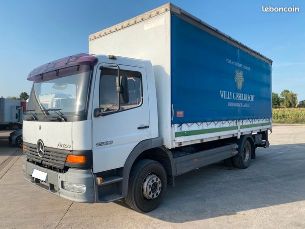 Mercedes atego 1523 tautliner