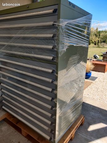 Meuble d'atelier à tiroirs