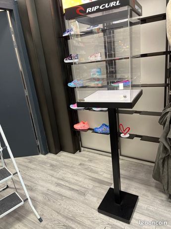 Meuble présentation RipCurl