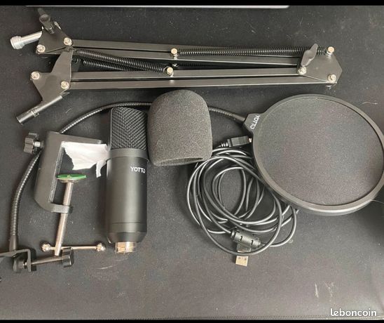 Micro gaming/podcast/stream