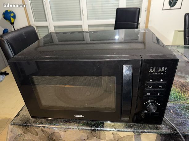Micro onde 30L VALBERG VG-MWG30B