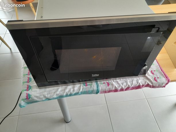 Micro onde beko encastrable