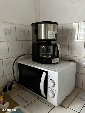 Micro-onde + cafetière