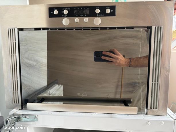 Micro-onde encastrable whirlpool