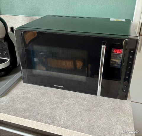 Micro onde essentiel B