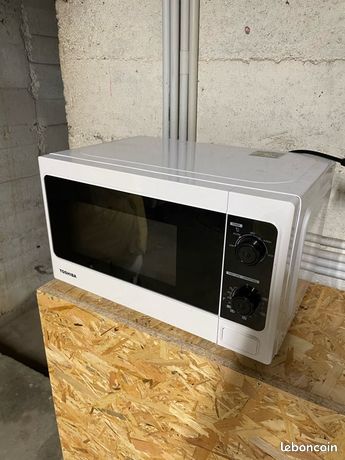 Micro-onde Toshiba