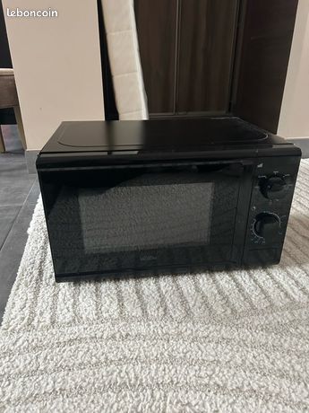 Micro onde Valberg noir
