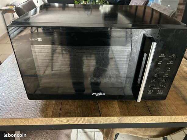 Micro onde whirpool très bon état