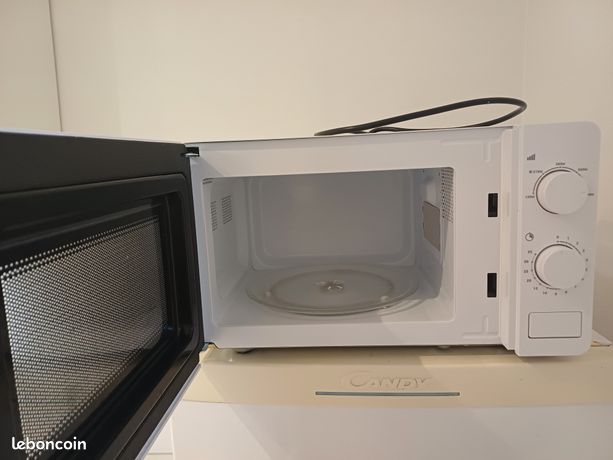 Micro ondes 15 euros ugent