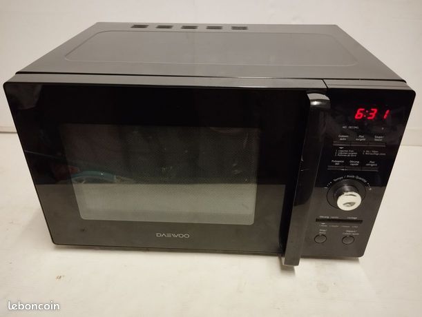Micro ondes DAEWOO 26L 1350W