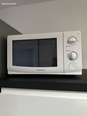 Micro ondes DAEWOO GRILL