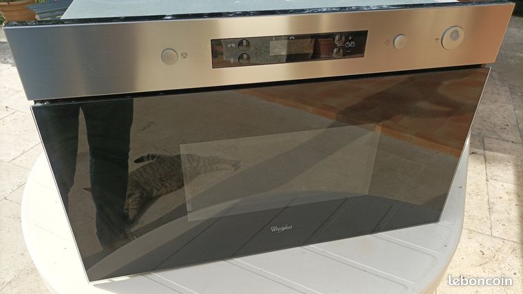 Micro-ondes encastrable WHIRLPOOL AMW490IX inox 22 L 750 W