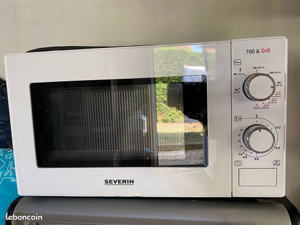 Micro-ondes grill blanc Severin