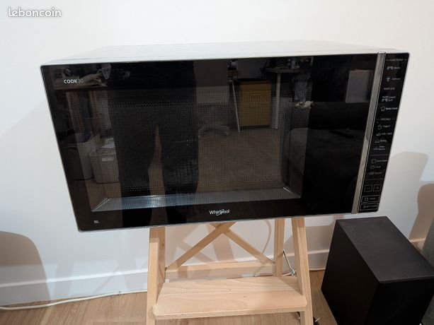 Micro-ondes grill Whirlpool