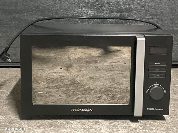 Micro-ondes multifonction THOMSON COMBIMAT25
