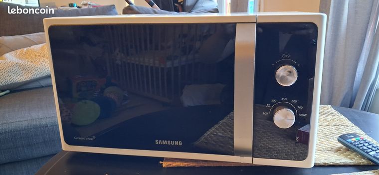 Micro ondes Samsung