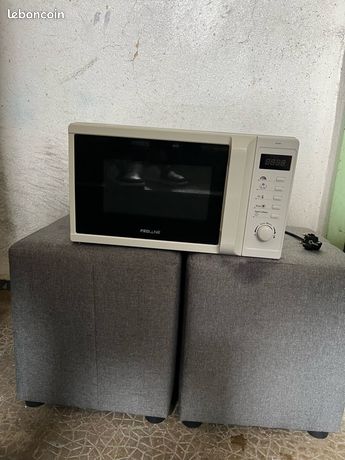 Micro-ondes simple et efficace Petit prix