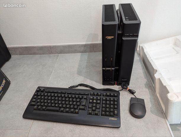 Micro ordinateur Sharp X68000 Expert