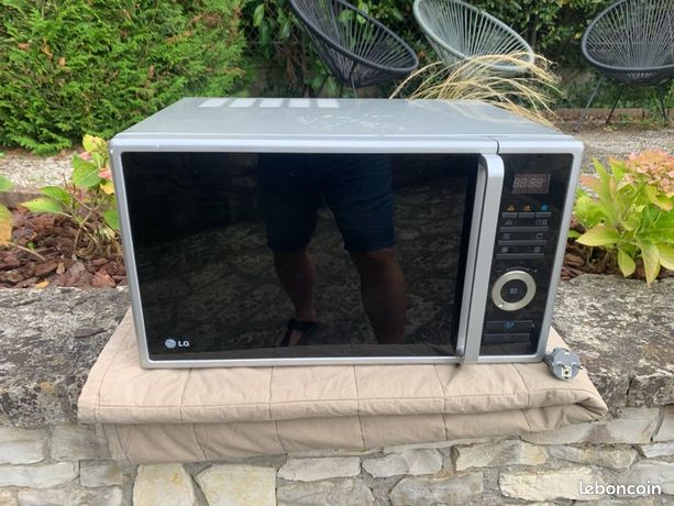 Micro-onde combiné LG MC8293NS