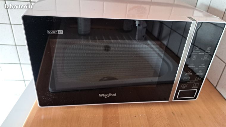 Micro ondes Cook 20