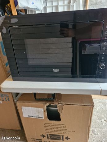 Micro-ondes encastrable beko bmgb25333bg