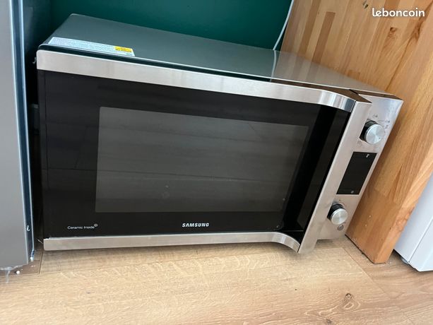 Micro-ondes + Four + Gril Samsung Grande capacité 45L