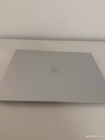 Microsoft laptop Go 1245pouces