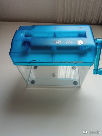 Mini broyeur papier manuel