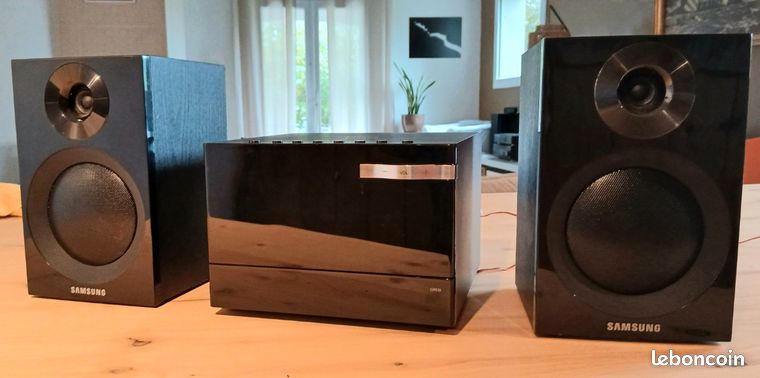 Mini chaîne hifi Samsung