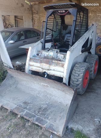 Mini chargeuse Bobcat 853HD