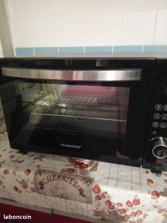 Mini four à vendre jamais servi