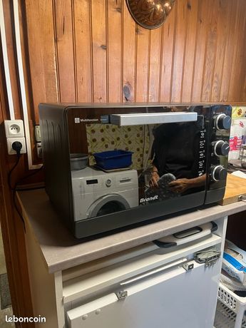 Mini four Brandt excellent état peu servi