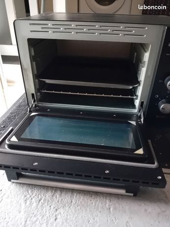 Mini four capacité 31 l état neuf