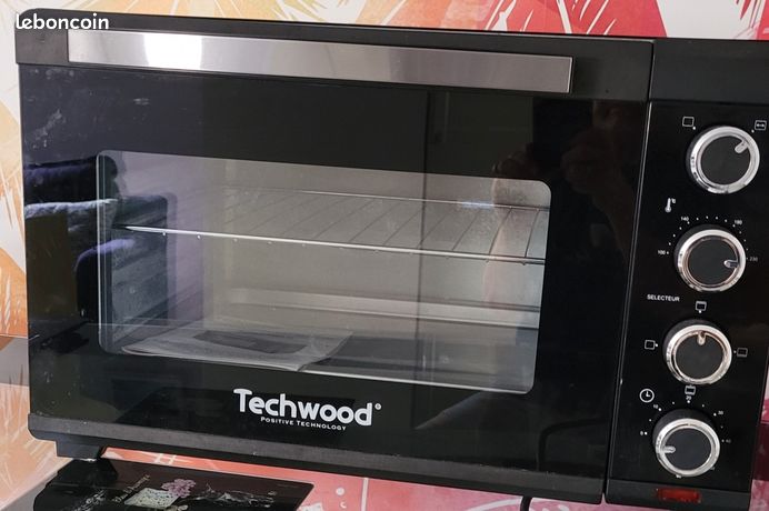 Mini four électrique avec rotisserie