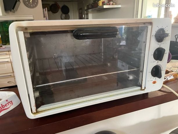 Mini four électrique