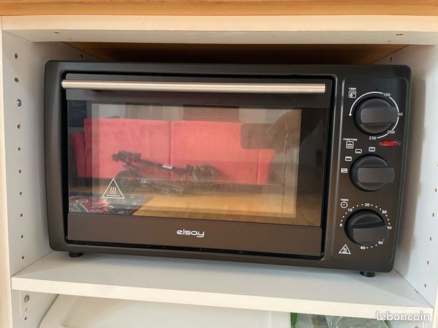 Mini four électrique