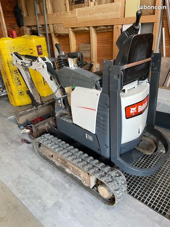 Mini pelle Bobcat e10 bon état