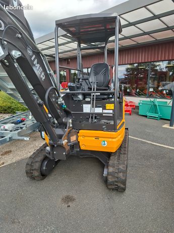 Mini pelle kato / imer 27 v5 (2700 kg) canopy chenilles caoutchoucs attache rapide morin +3 godets dispo sur stock