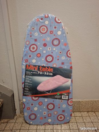 Mini table pour repasser Neuf
