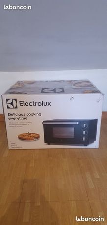 Mini four Electrolux