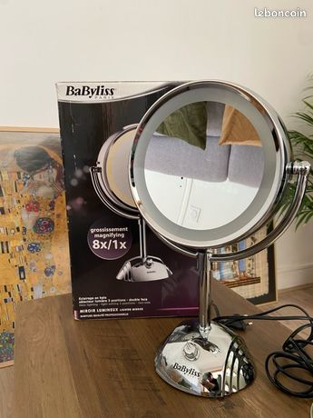 Miroir grossissant lumineux BABYLISS