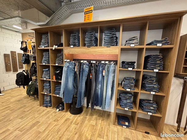 Mobilier magasin