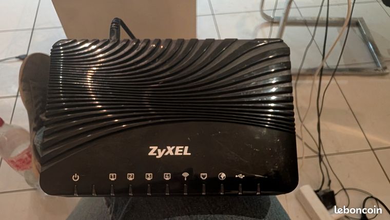 Modem Routeur Zyxel VMG1312-B10A VDSL2/ADSL2+ Wi-Fi N 300 Mbps - 4 Ports Ethernet