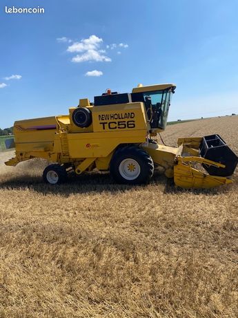 Moissonneuse batteuse new holland tc 56