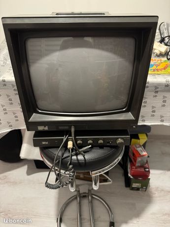 Moniteur AMSTRAD ctm 644 avec tuner